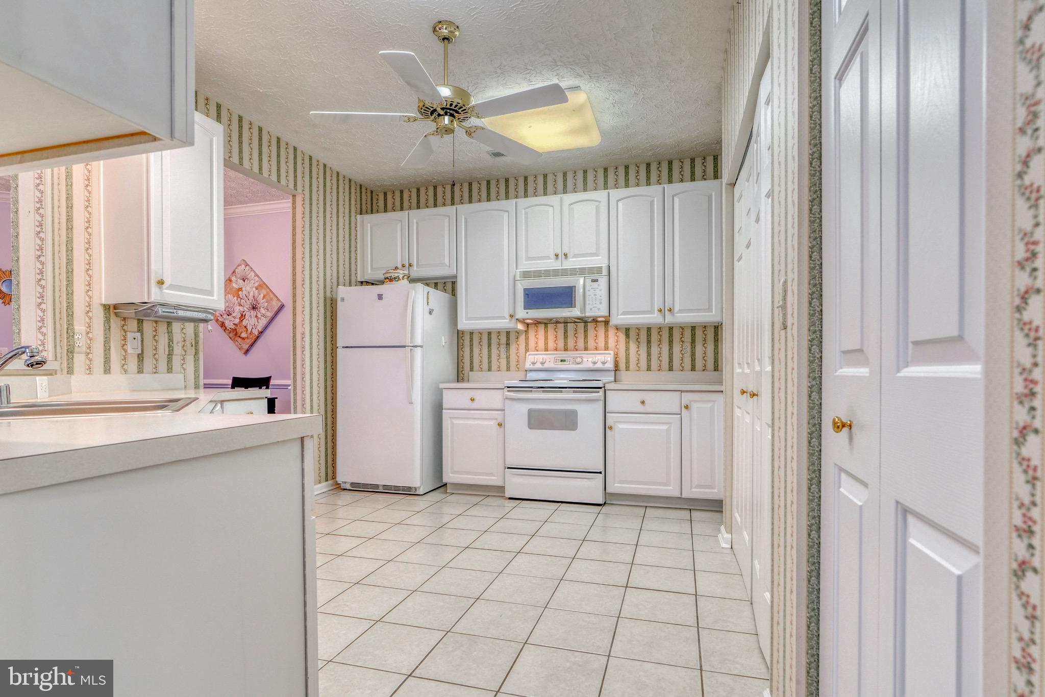 THE POND - Residential