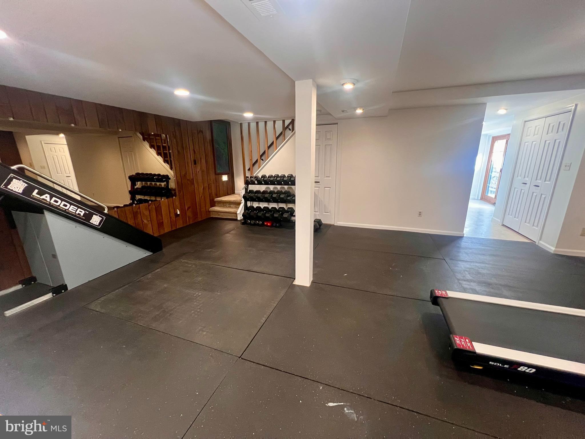 SYCAMORE RIDGE - Residential