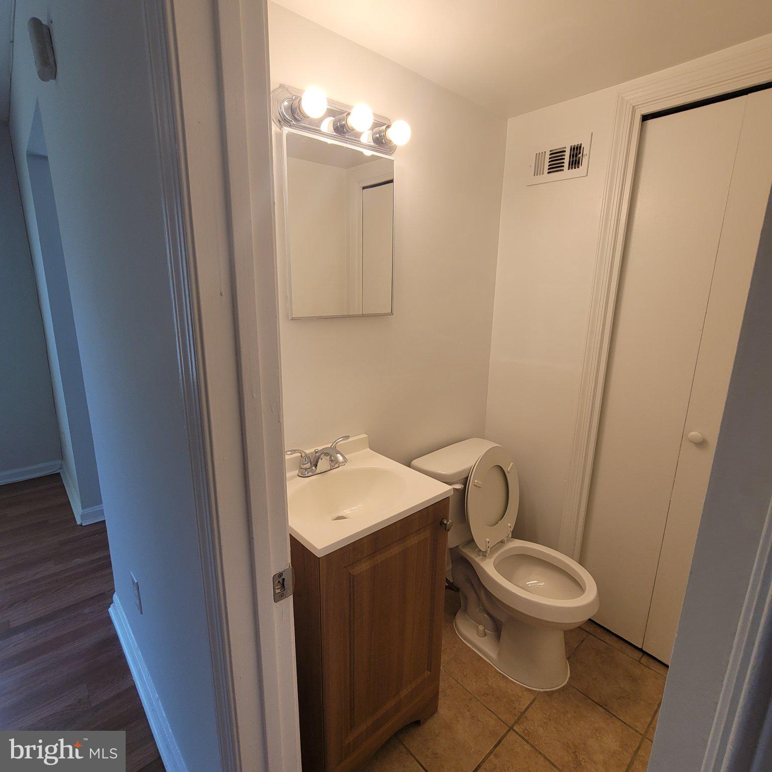 OLD TOWNE VILLAGE CONDOMINIUMS - Residential