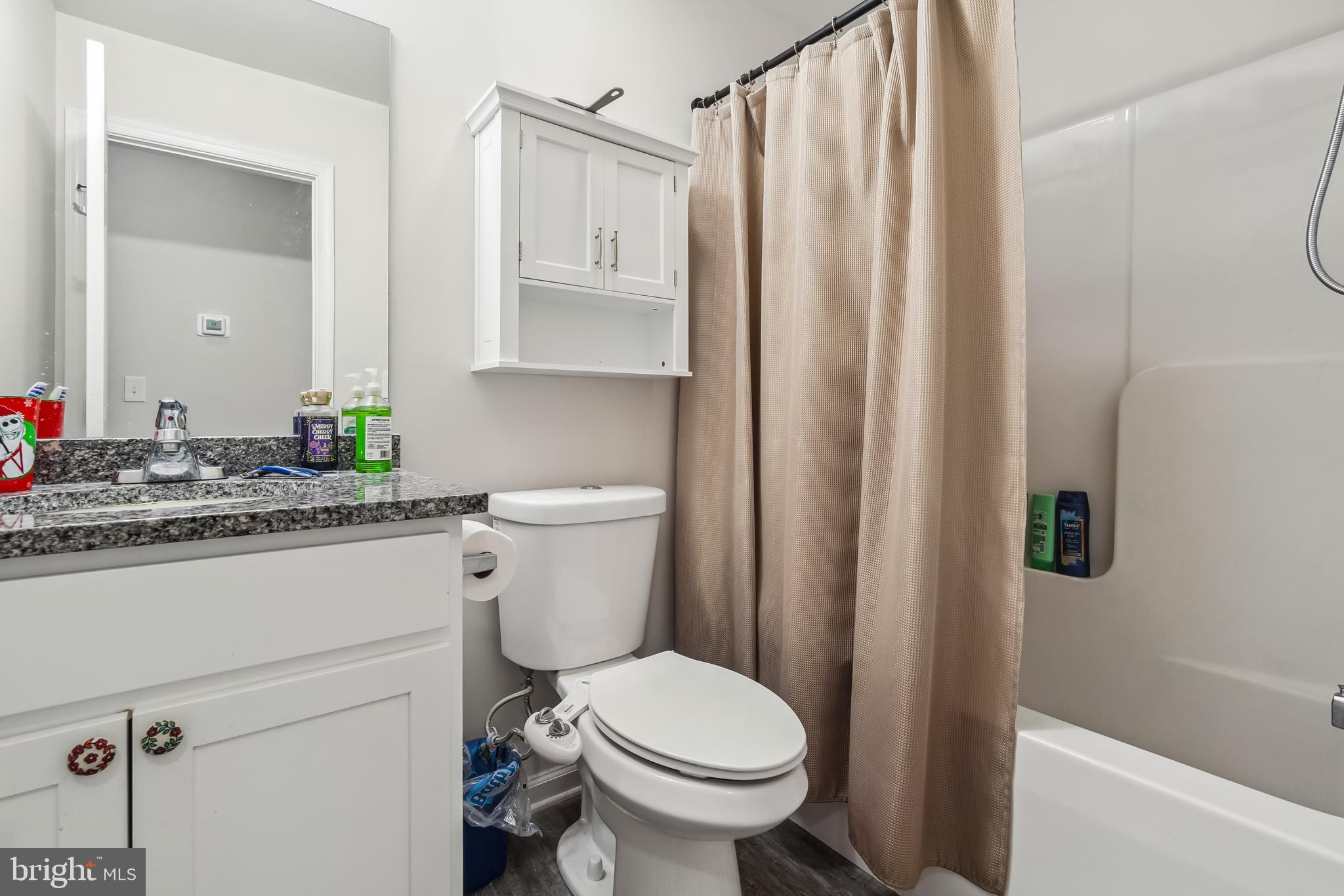 CHESTER ARMS - Residential