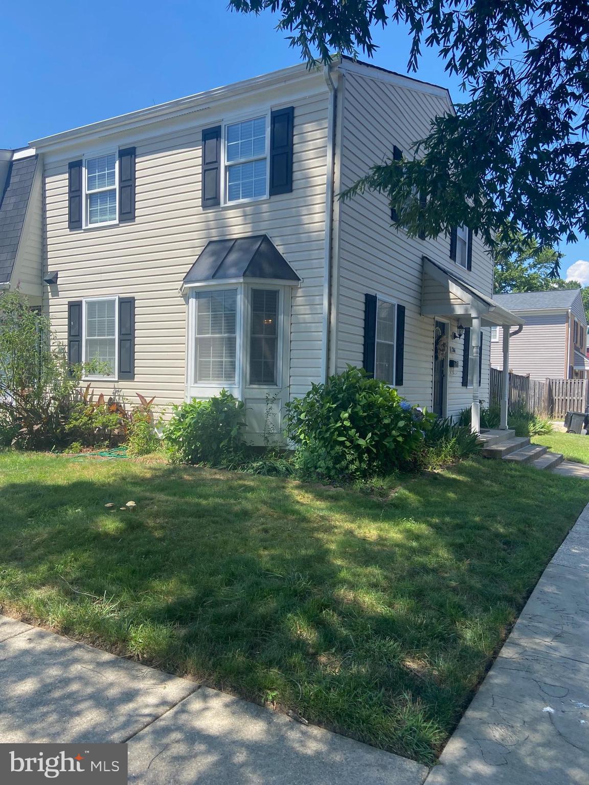 1761 ABERDEEN CIRCLE