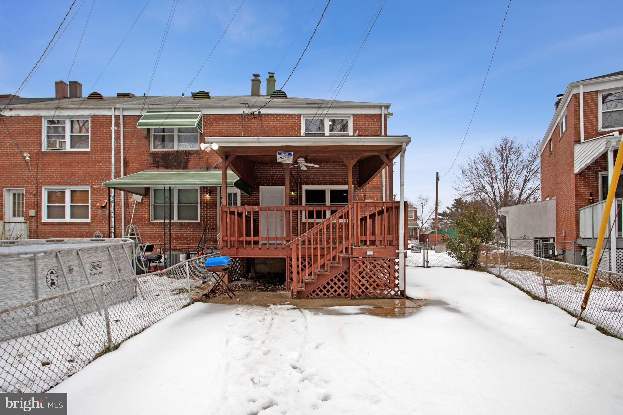 NORTH POINT VILLAGE - Residential