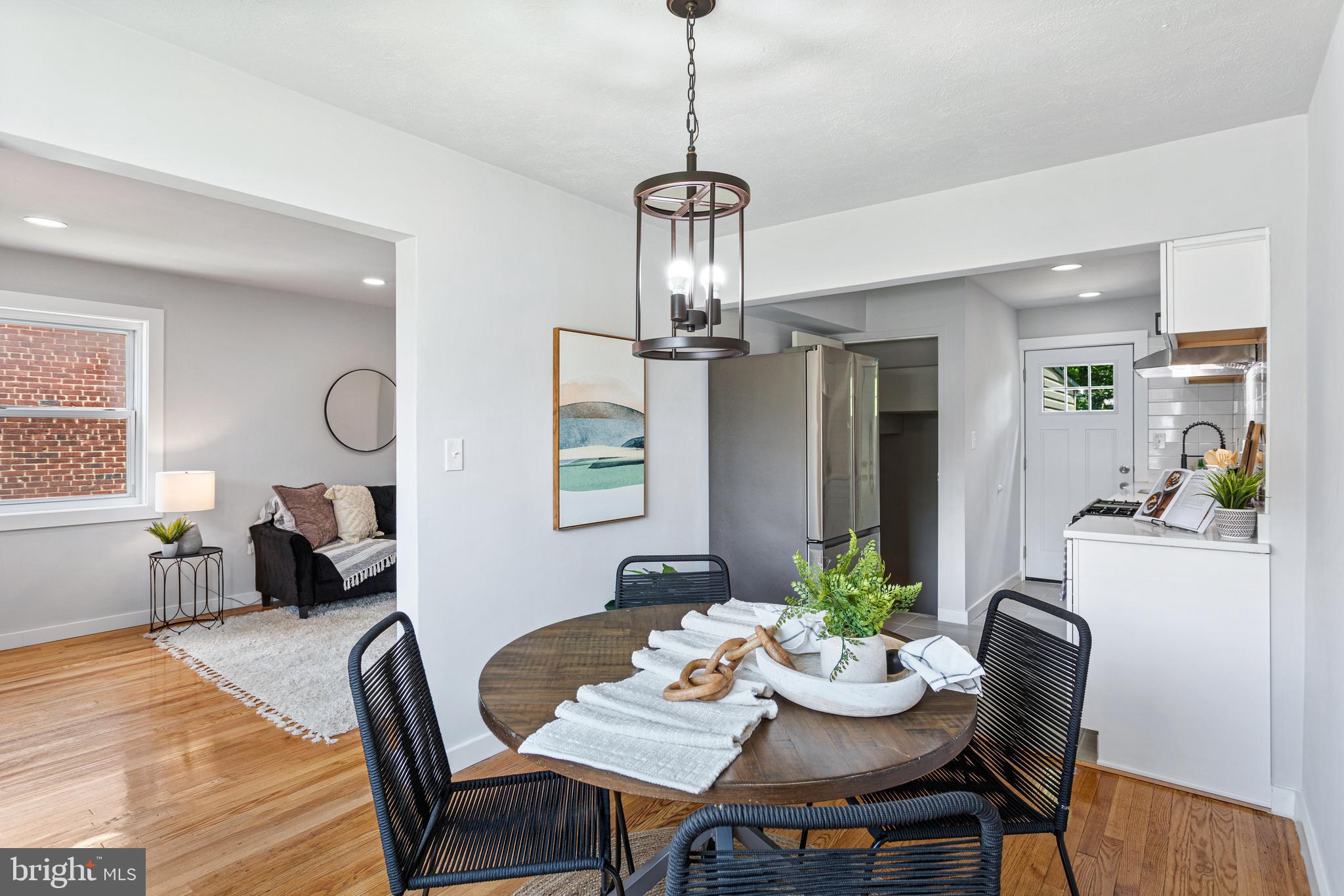 HAMPSHIRE HEIGHTS - Residential