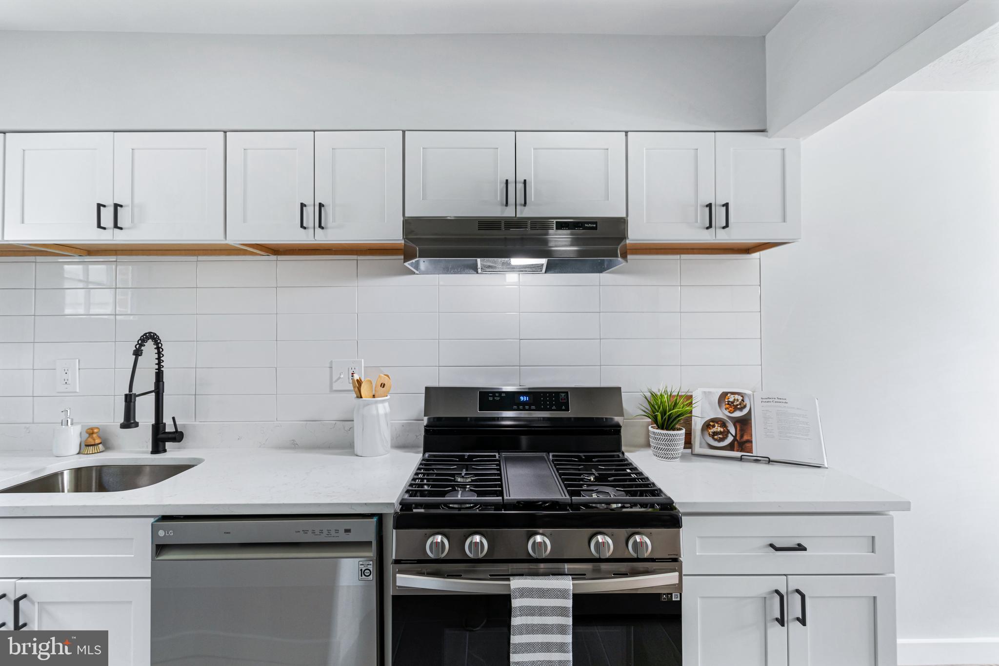 HAMPSHIRE HEIGHTS - Residential