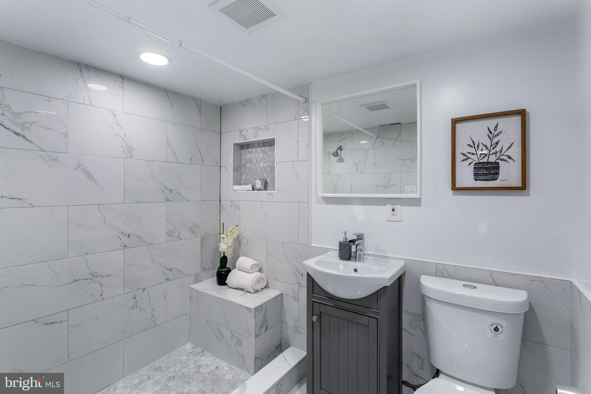 HAMPSHIRE HEIGHTS - Residential