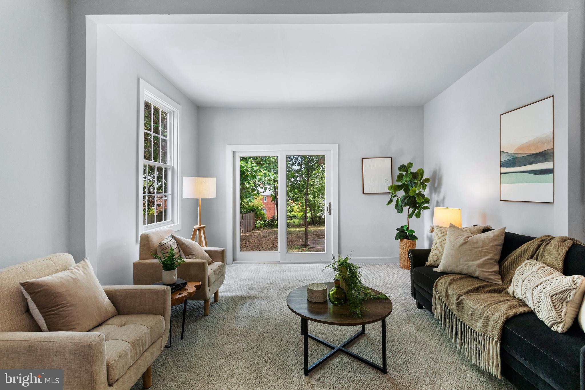 HAMPSHIRE HEIGHTS - Residential