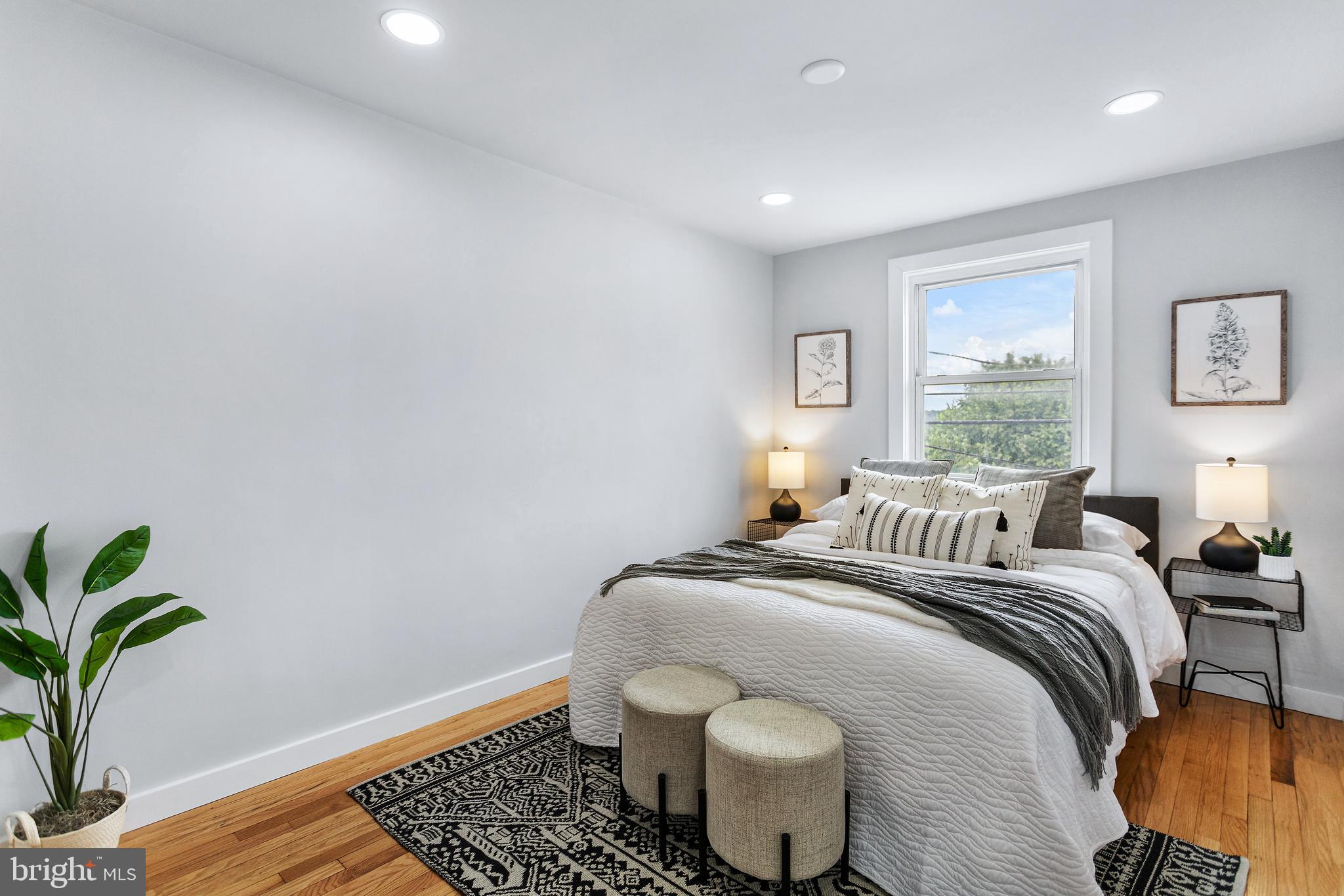 HAMPSHIRE HEIGHTS - Residential