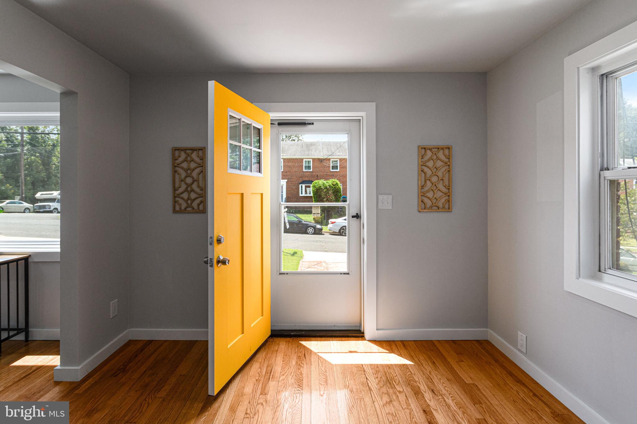 HAMPSHIRE HEIGHTS - Residential