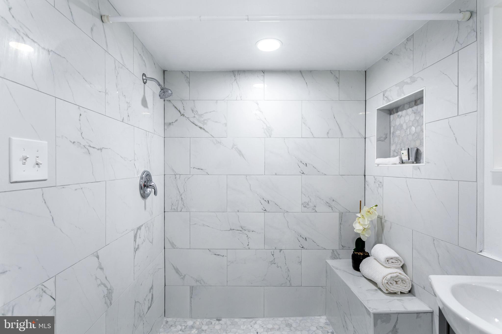 HAMPSHIRE HEIGHTS - Residential