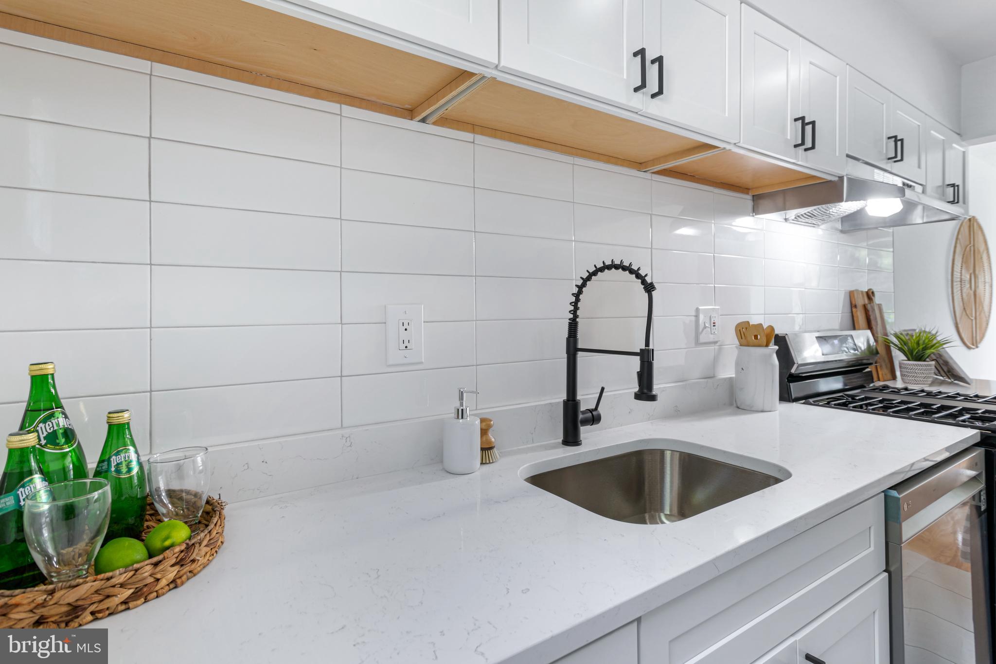 HAMPSHIRE HEIGHTS - Residential