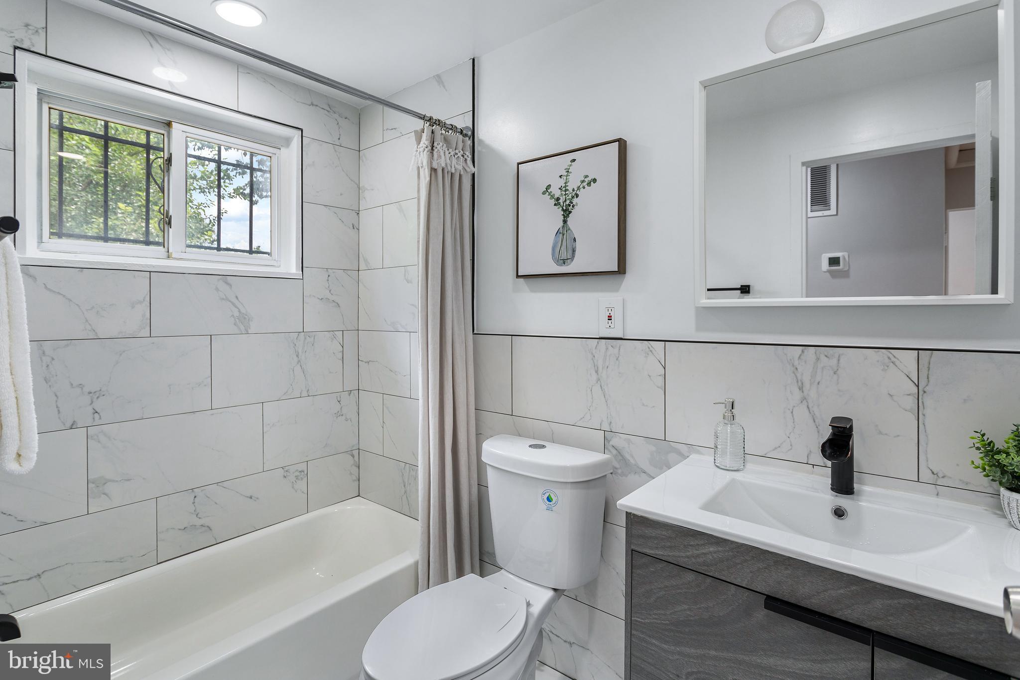 HAMPSHIRE HEIGHTS - Residential