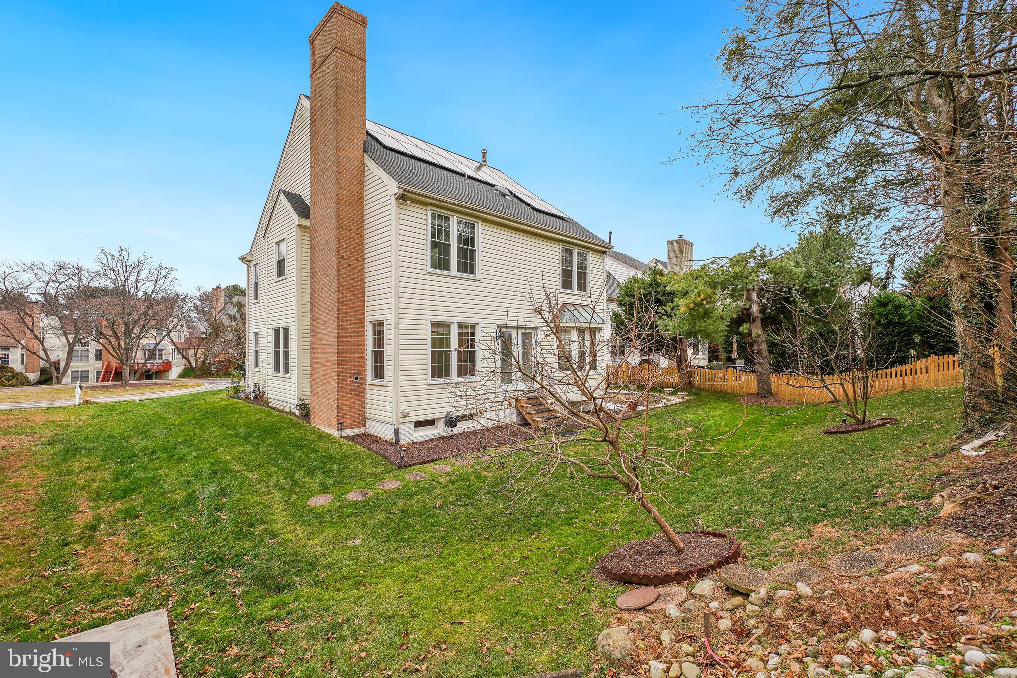 WASHINGTONIAN WOODS - Residential Lease