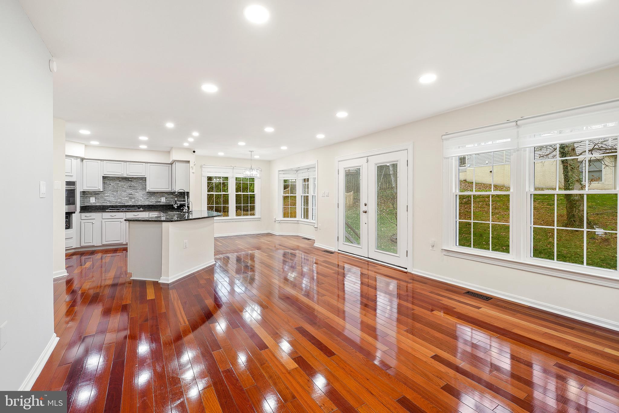 WASHINGTONIAN WOODS - Residential Lease