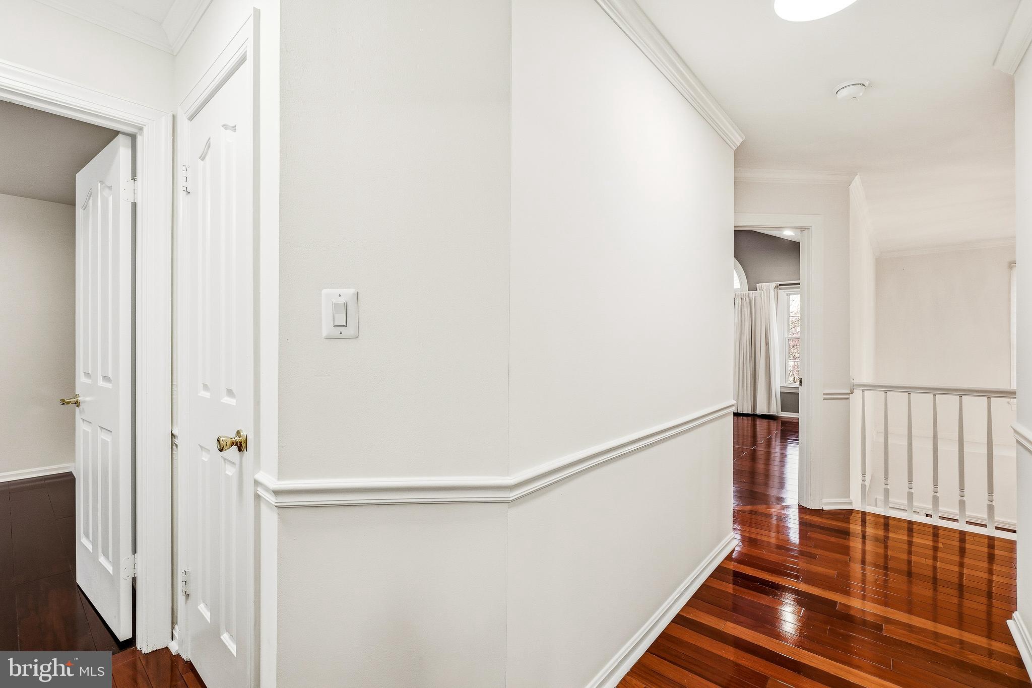 WASHINGTONIAN WOODS - Residential Lease