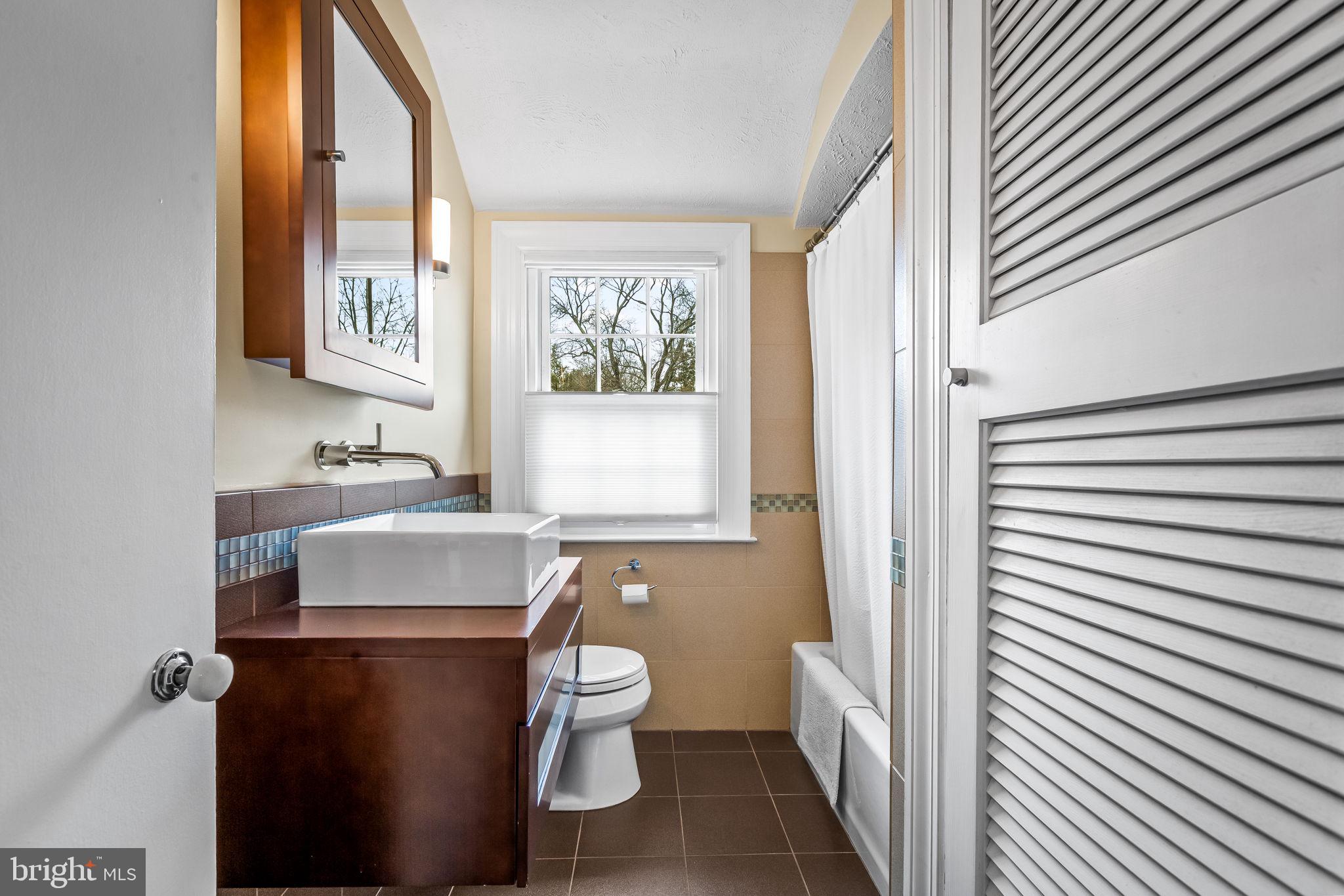 LAKE FALLS - Residential