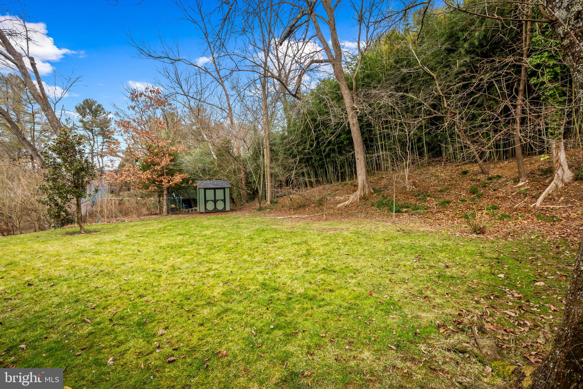 LAKE FALLS - Residential