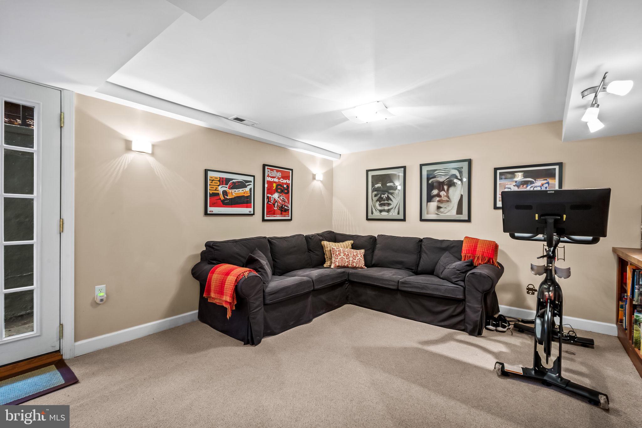 LAKE FALLS - Residential