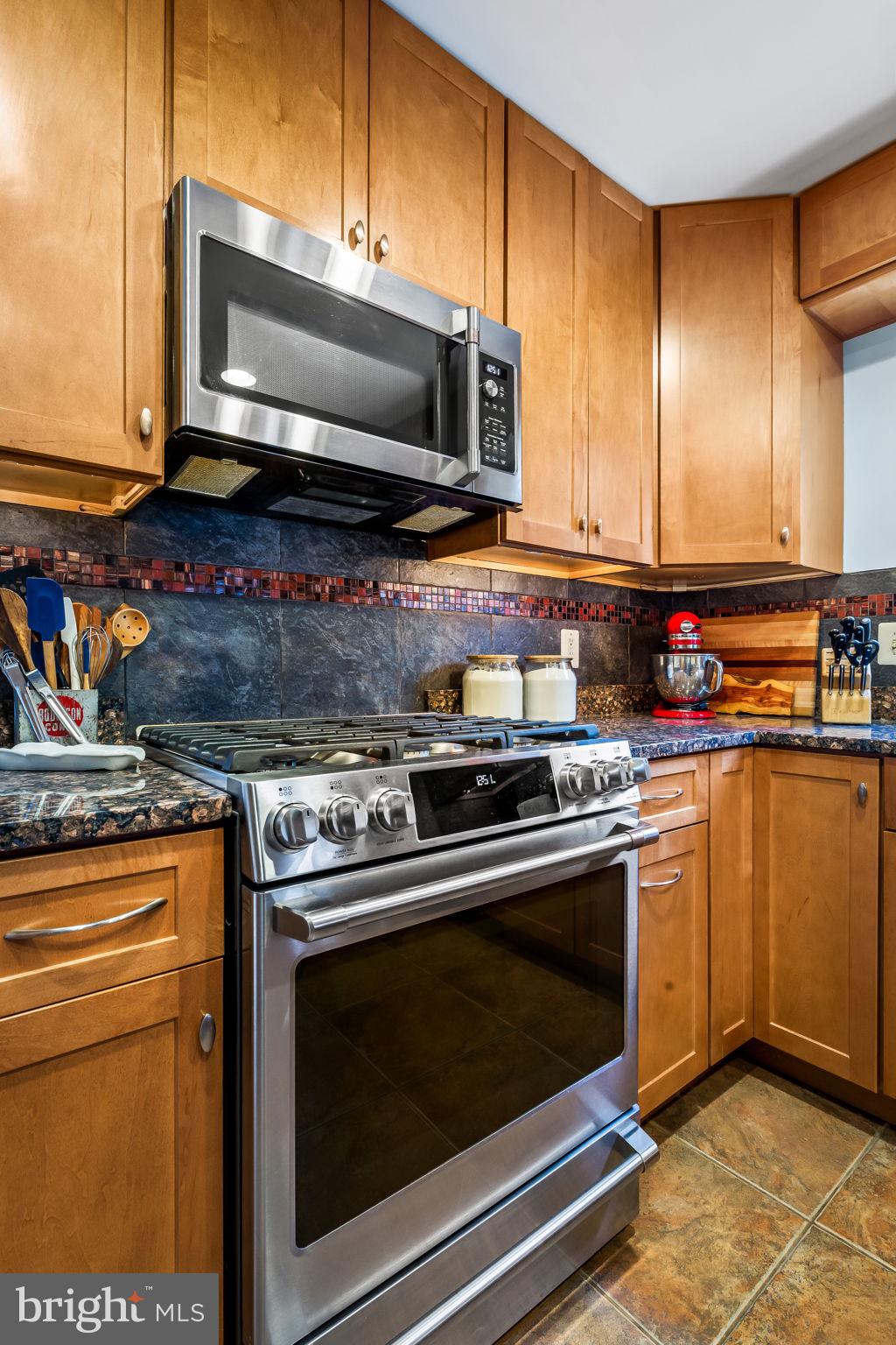 LAKE FALLS - Residential