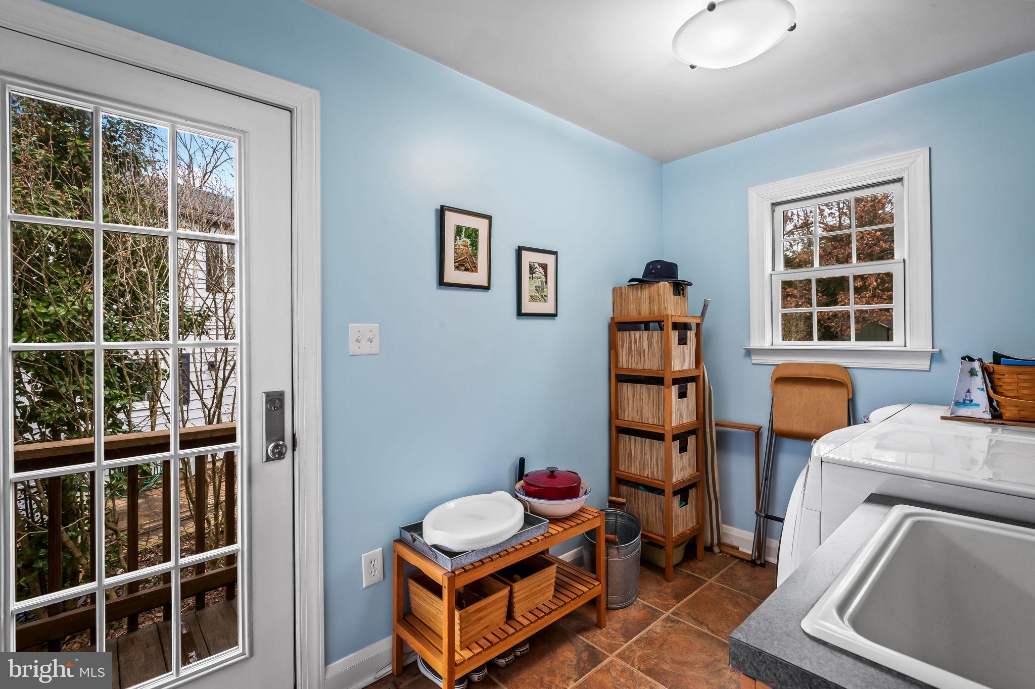 LAKE FALLS - Residential