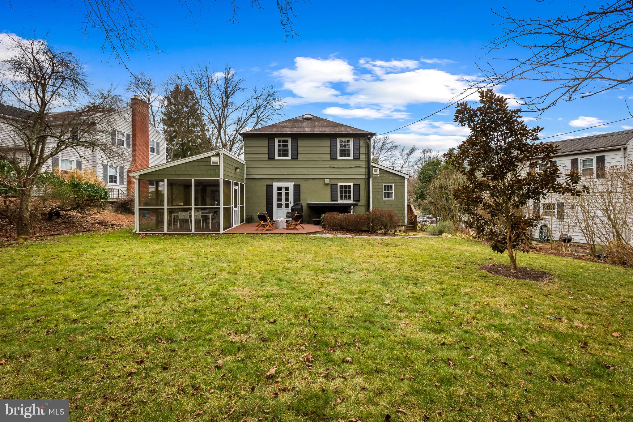 LAKE FALLS - Residential