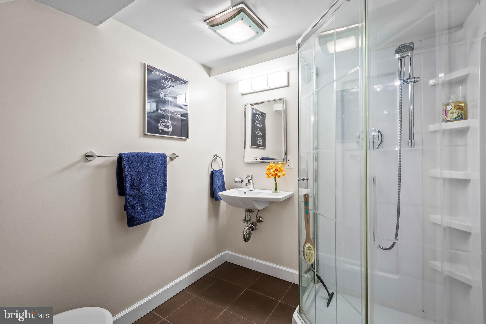 LAKE FALLS - Residential