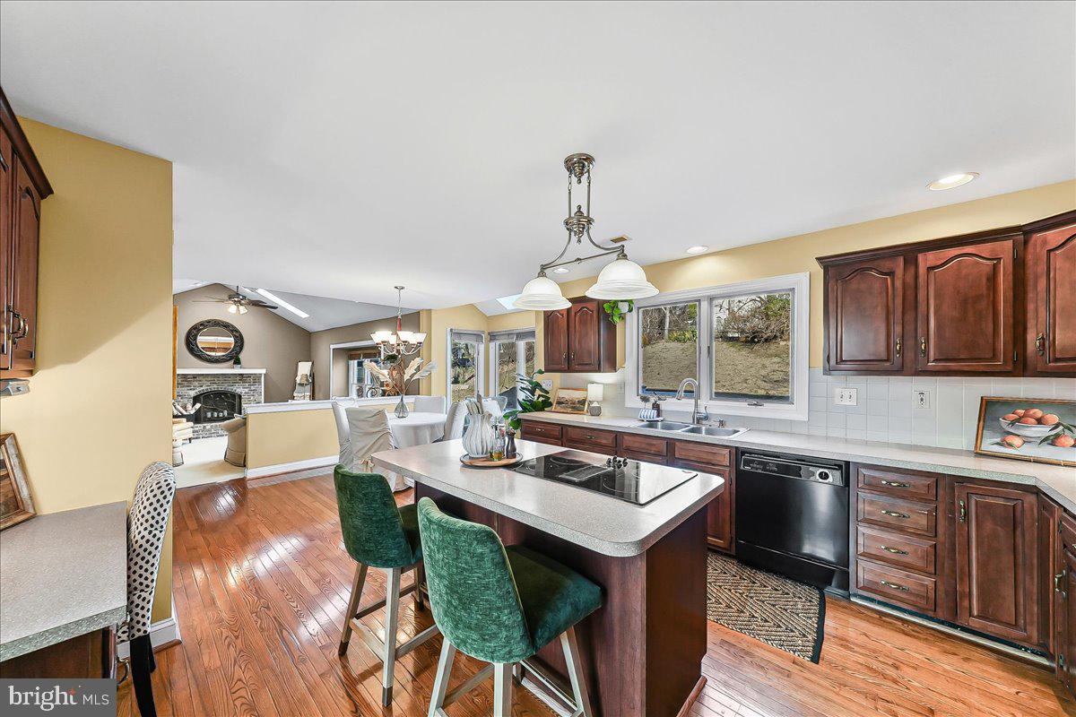 HUNT AT LOUVIERS - Residential