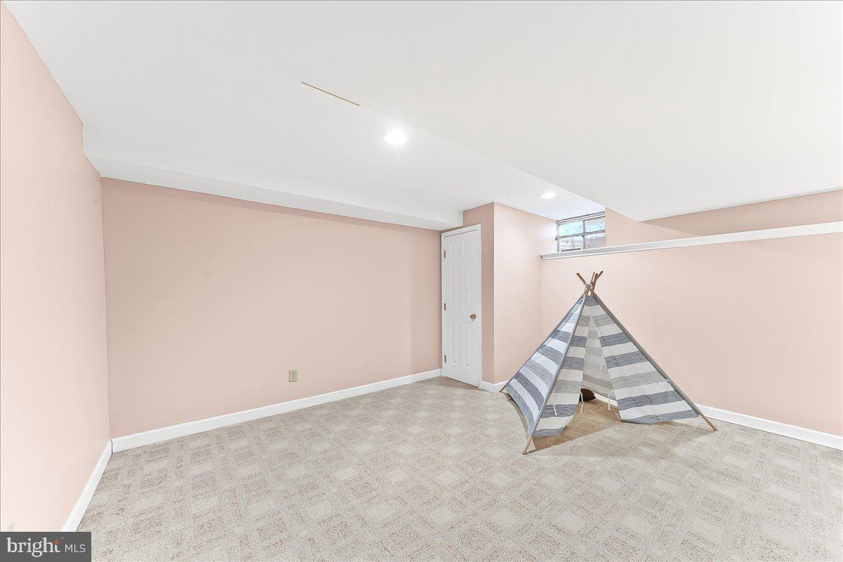 HUNT AT LOUVIERS - Residential