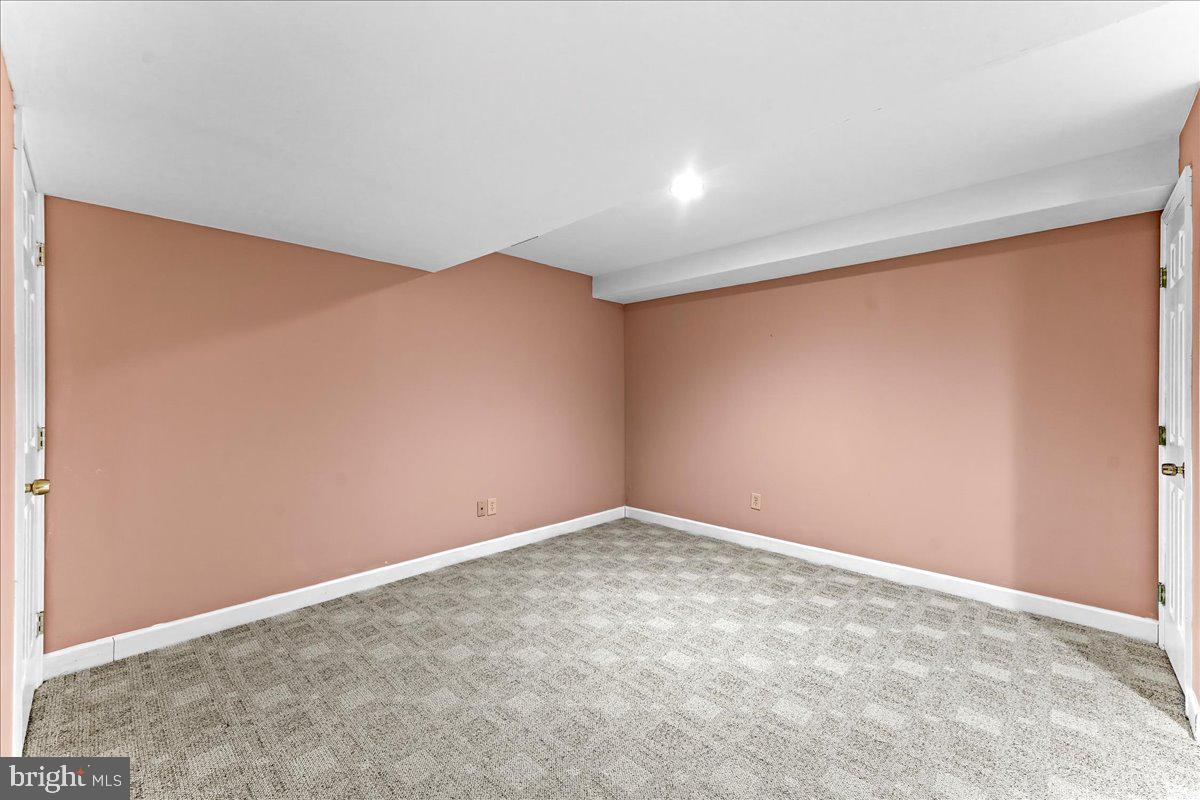 HUNT AT LOUVIERS - Residential