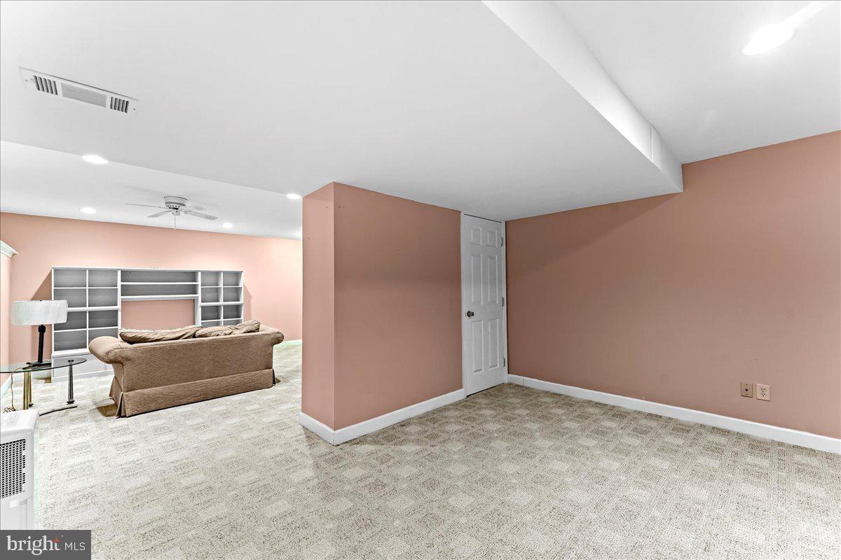 HUNT AT LOUVIERS - Residential