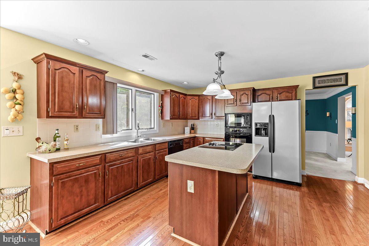 HUNT AT LOUVIERS - Residential