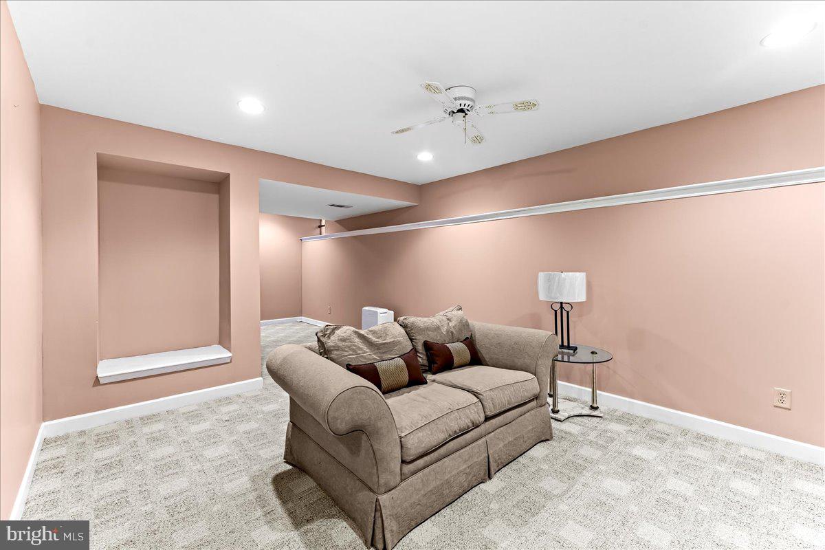 HUNT AT LOUVIERS - Residential