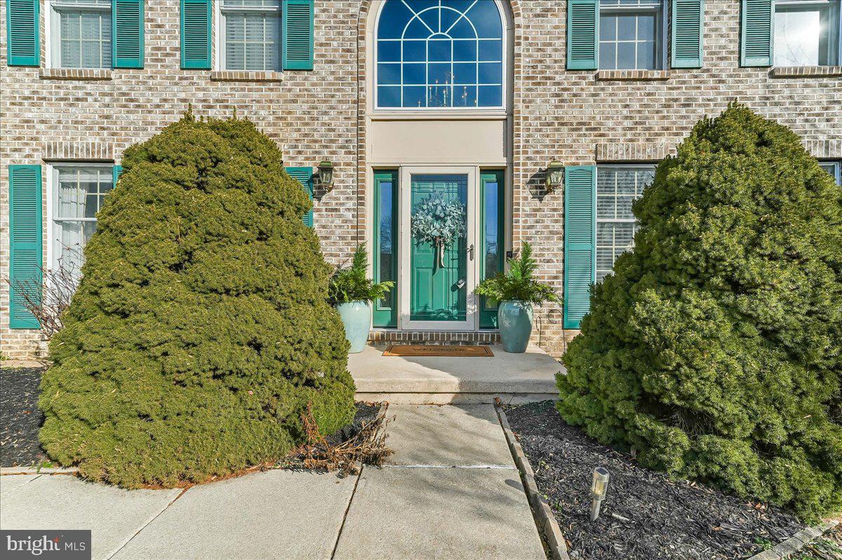 HUNT AT LOUVIERS - Residential