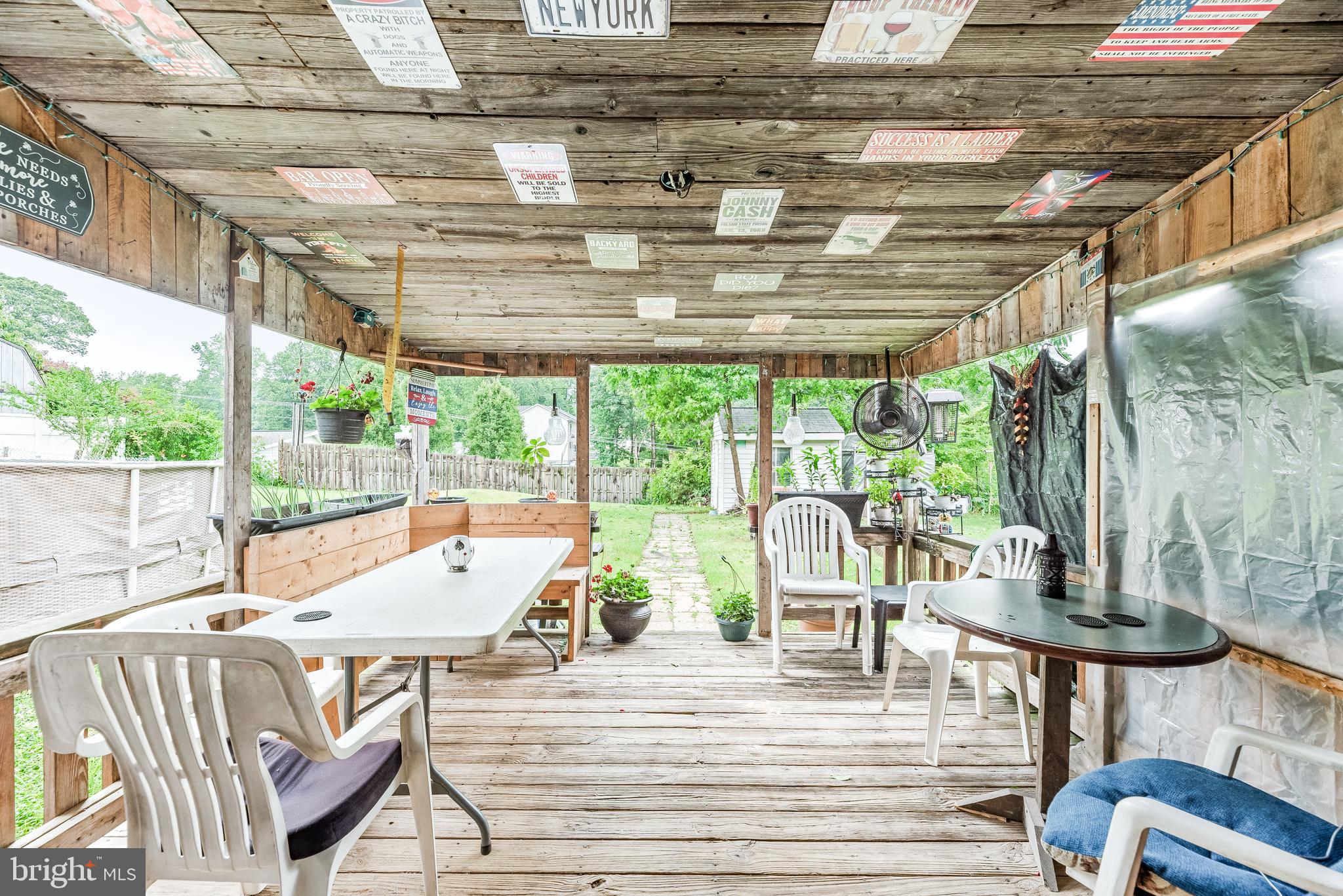 LONG BEACH - Residential