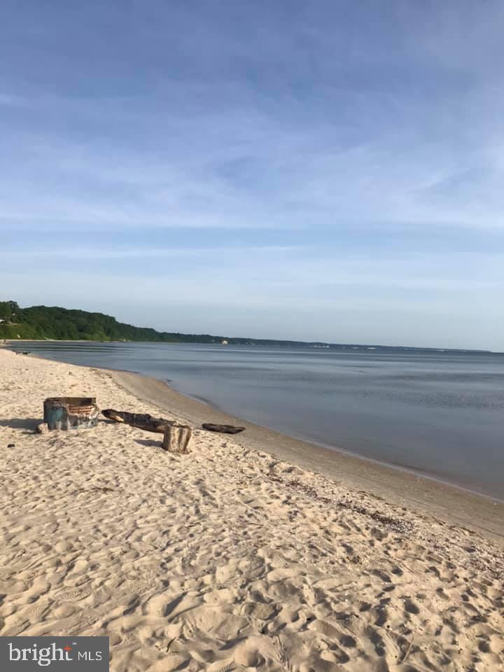 LONG BEACH - Residential