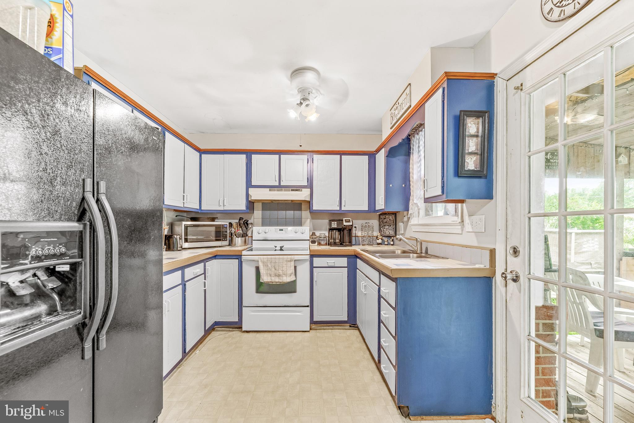 LONG BEACH - Residential