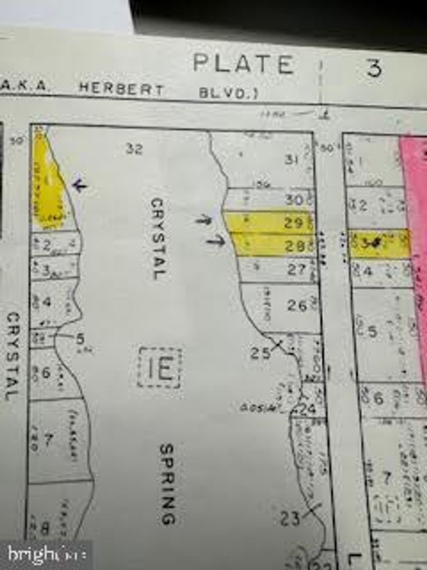 Block 603 Lot1 197 x 57
Buyer is responsible for all due diligence. Seller makes no representations about the property.  Call Monroe Twp to verify possibilities with the local municipality. Sold strictly as-is. Please note: the lake is currently dry due to seasonal water levels.
Also being sold are Lot 3, 28, 29 on Laurel Ave