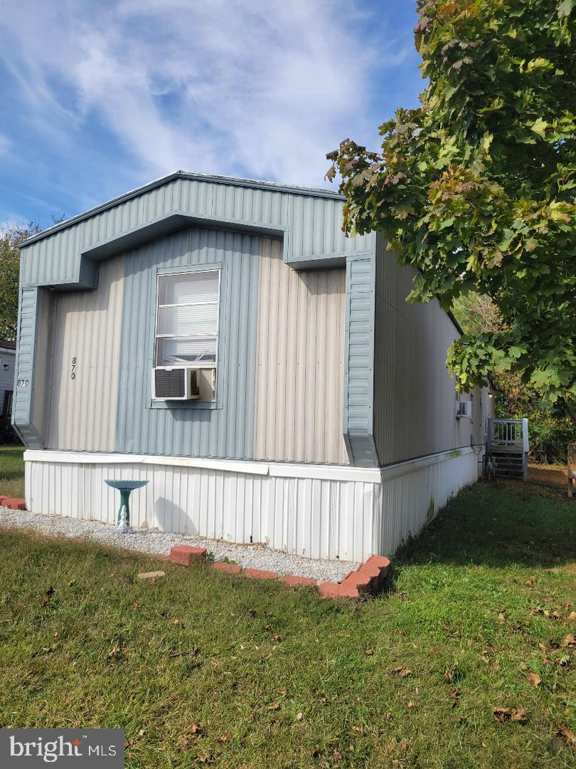 ROYAL CREST ESTATES - Residential