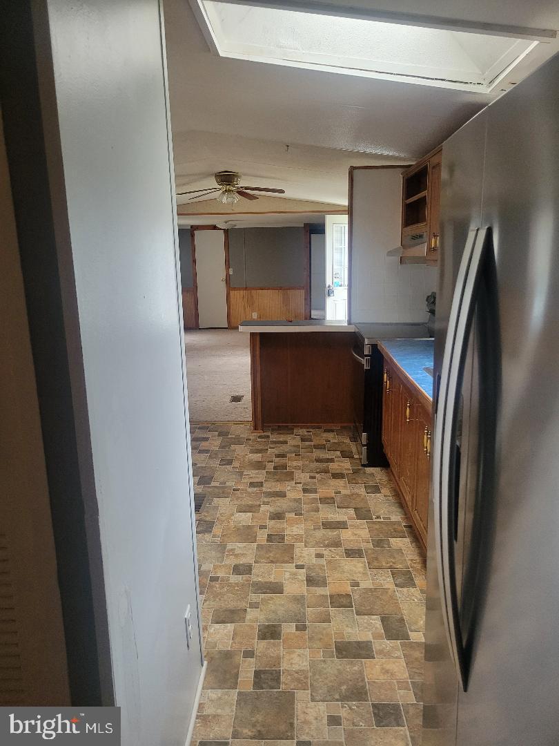 ROYAL CREST ESTATES - Residential