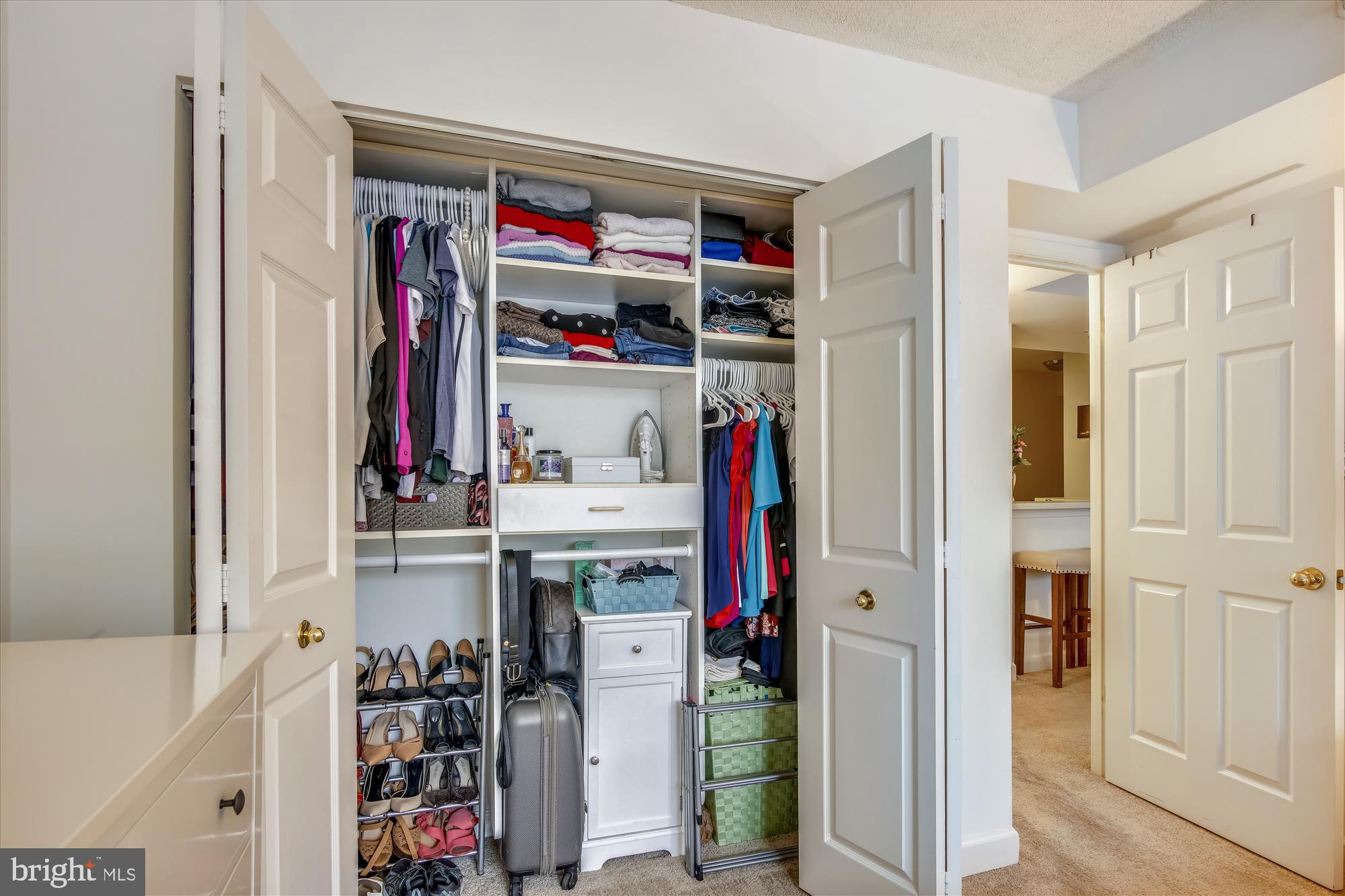 MADISON PARK CONDOMINIUMS - Residential Lease