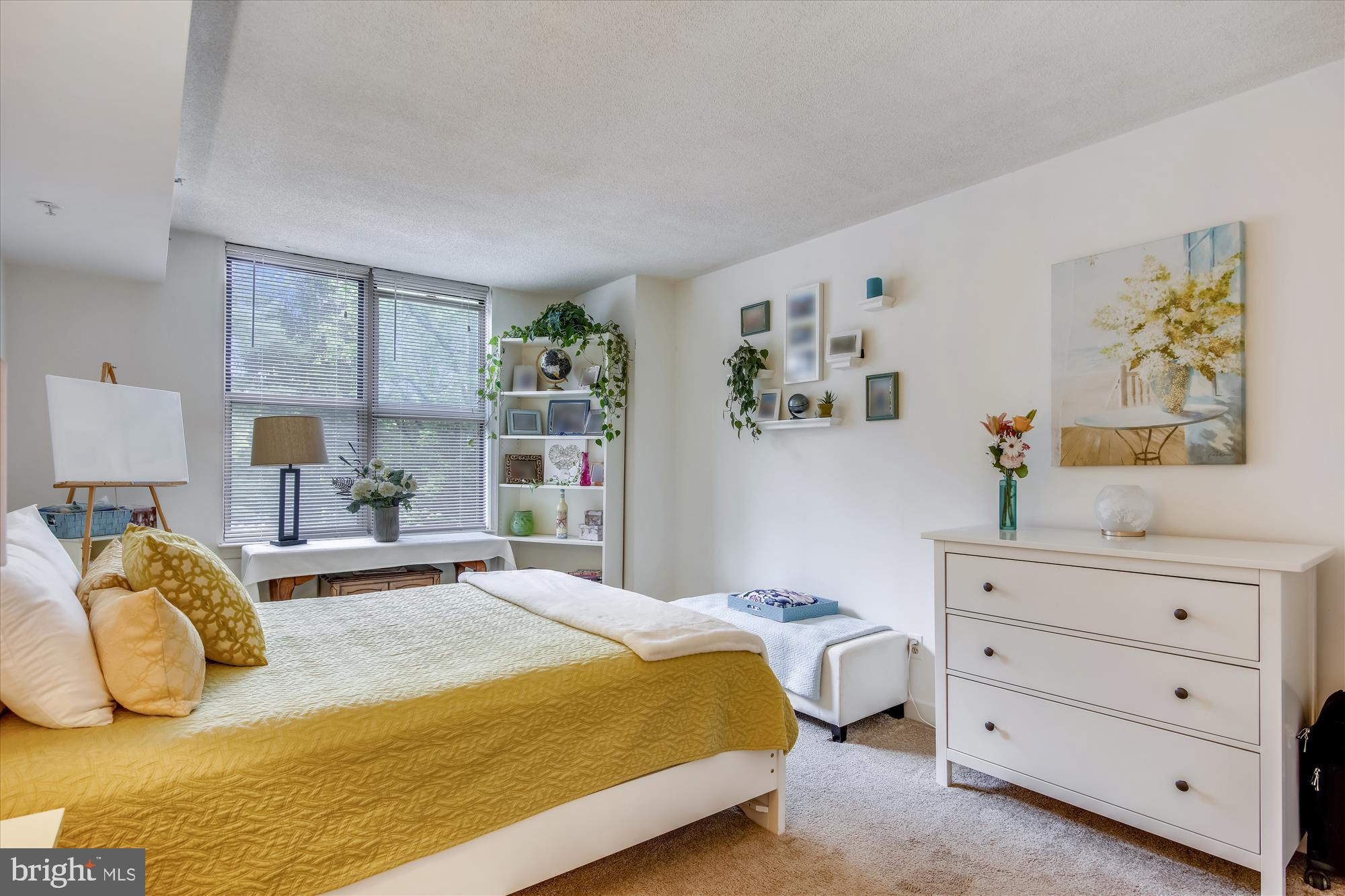 MADISON PARK CONDOMINIUMS - Residential Lease