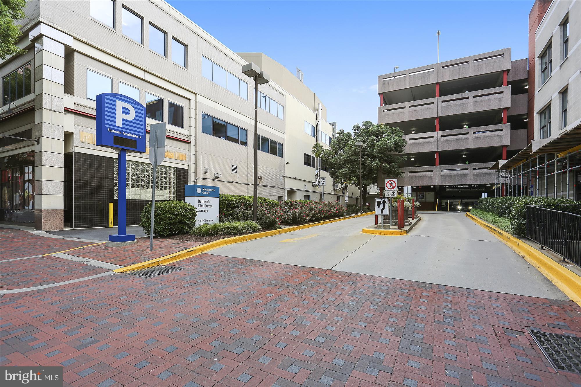 MADISON PARK CONDOMINIUMS - Residential Lease