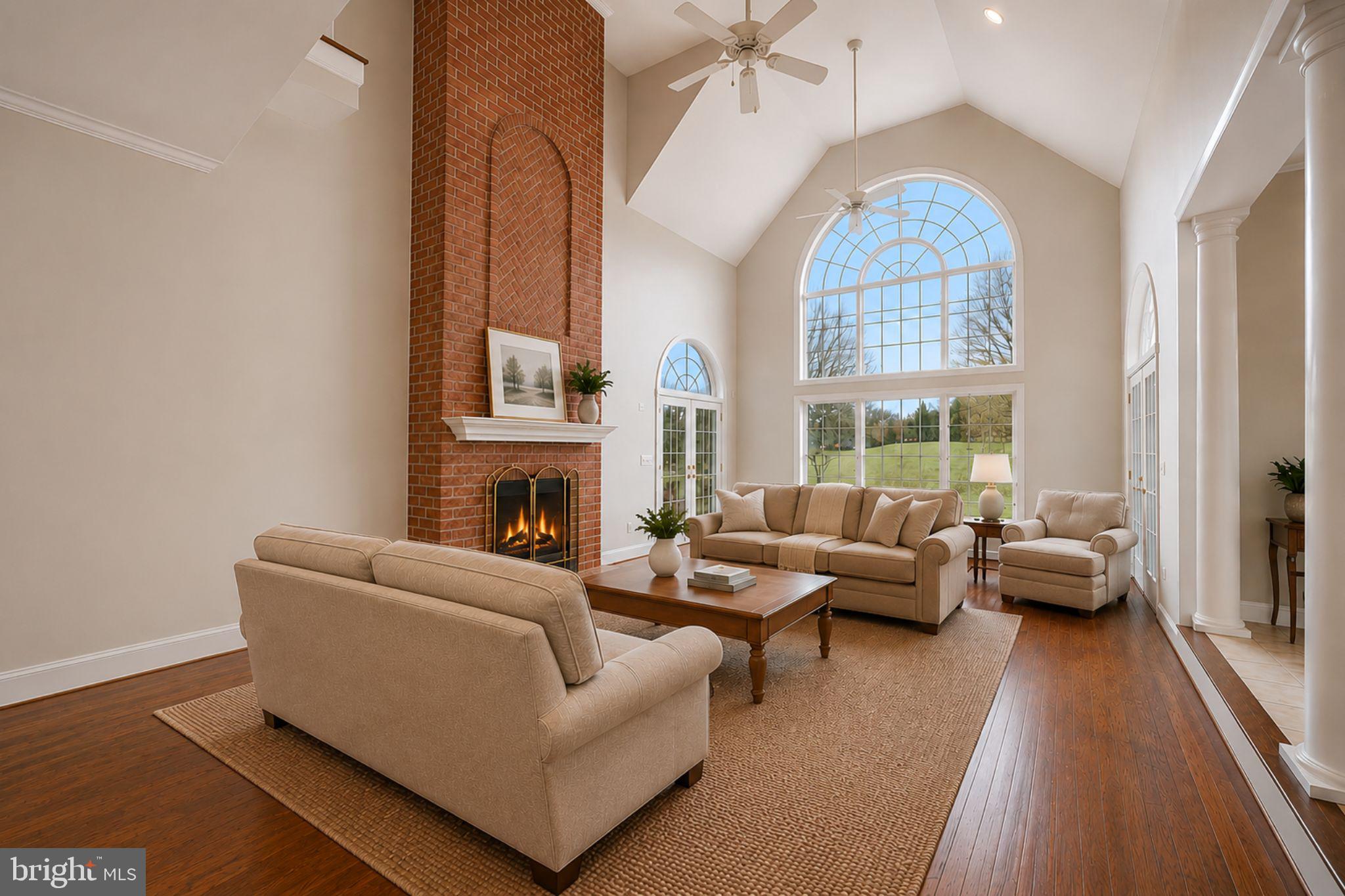 HAYFIELDS MANOR - Residential