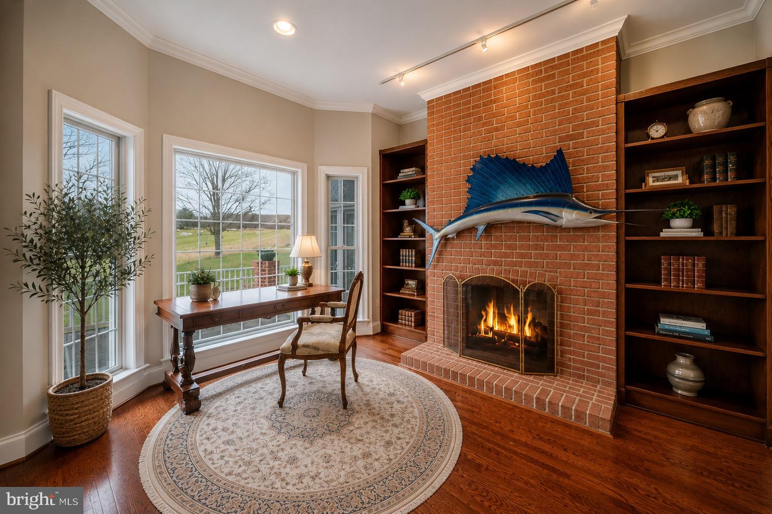 HAYFIELDS MANOR - Residential