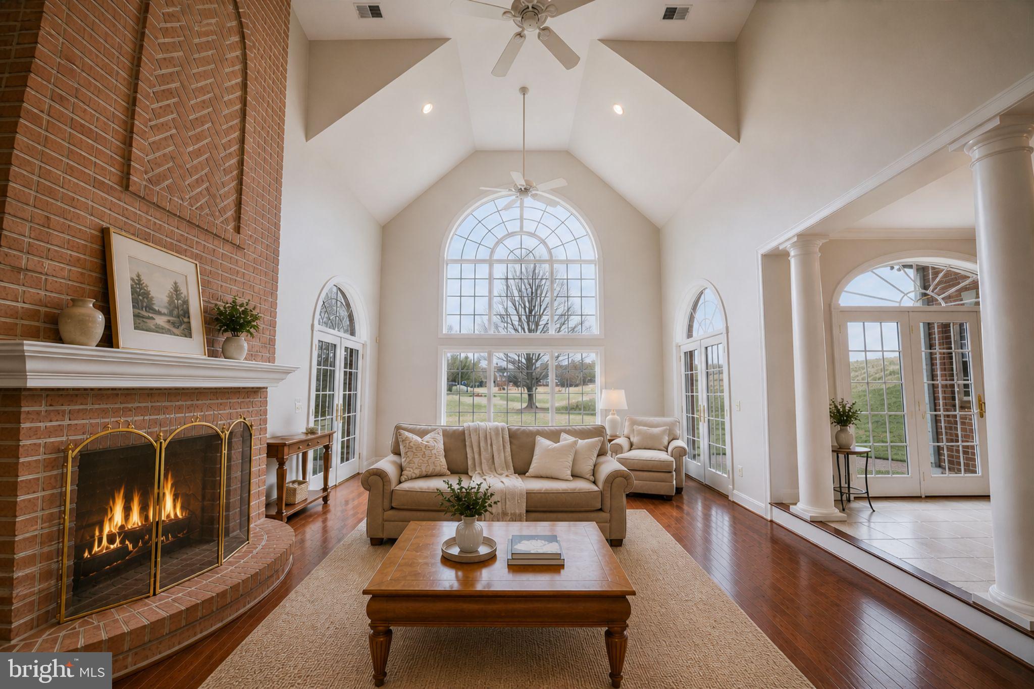 HAYFIELDS MANOR - Residential