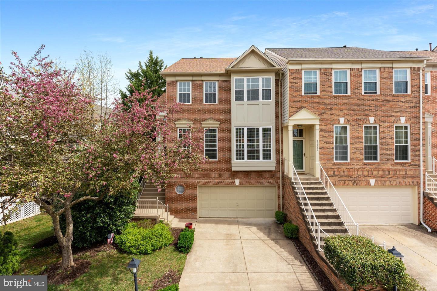 POTOMAC LAKES - Residential Lease