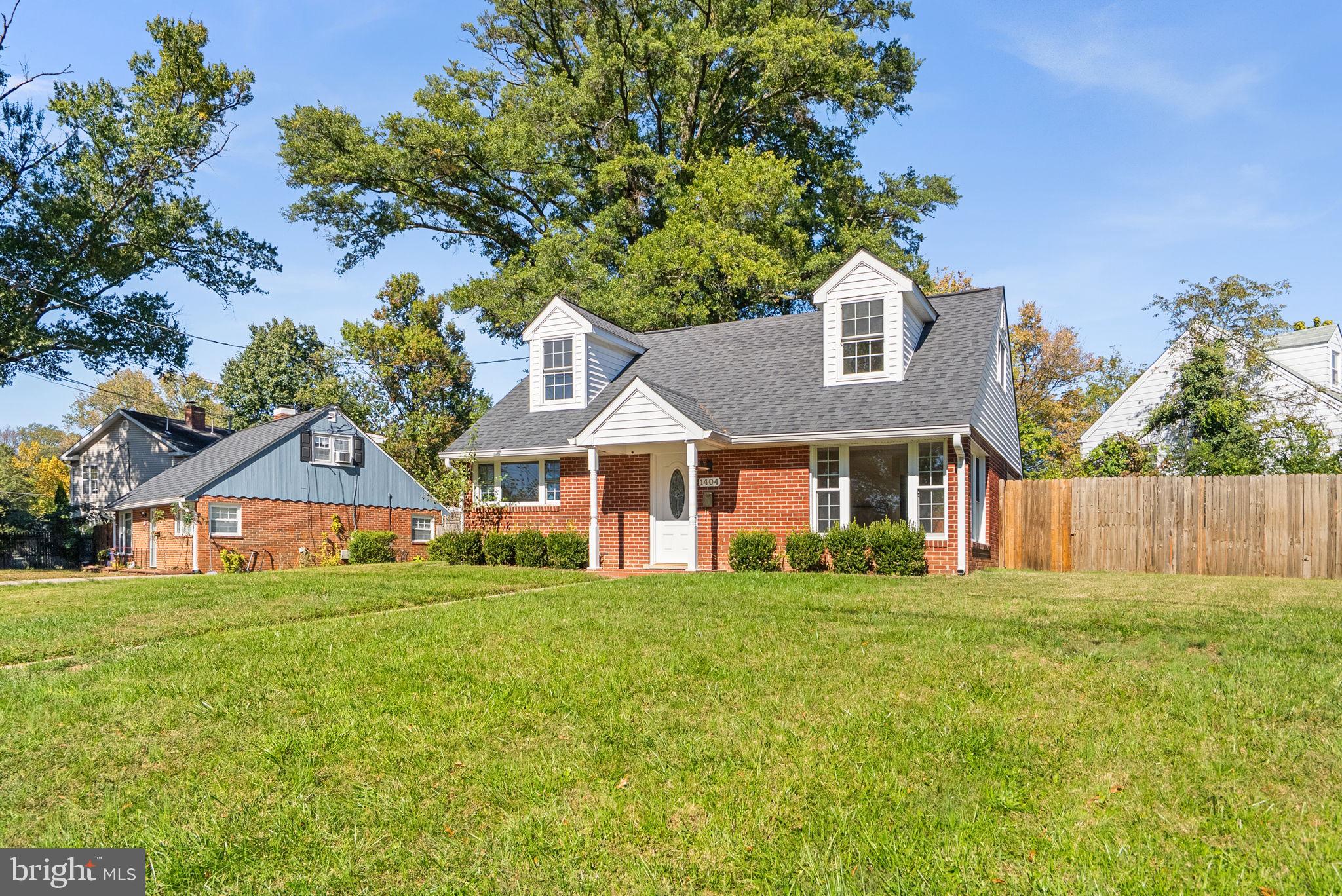 1404 MOFFET ROAD