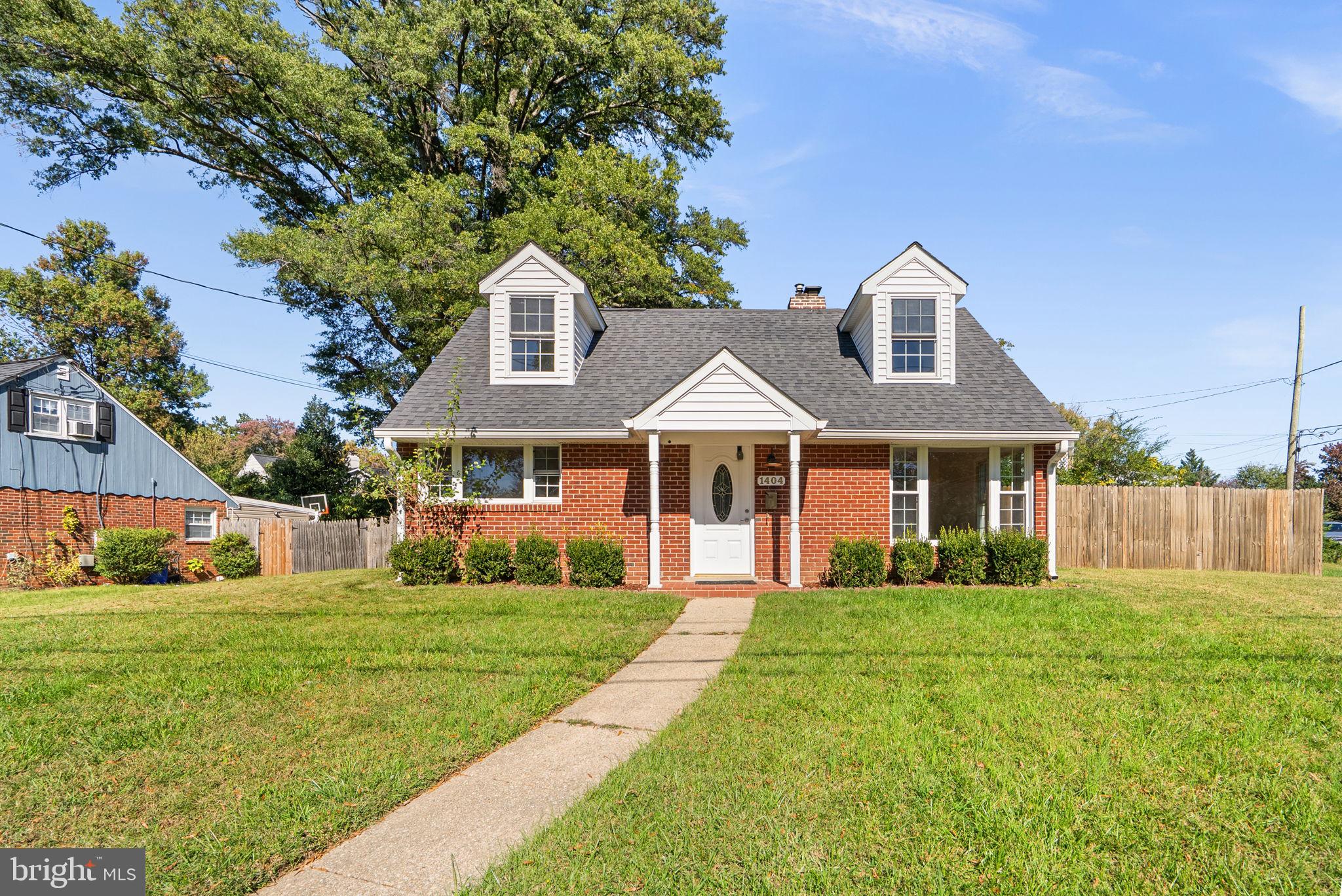 1404 MOFFET ROAD