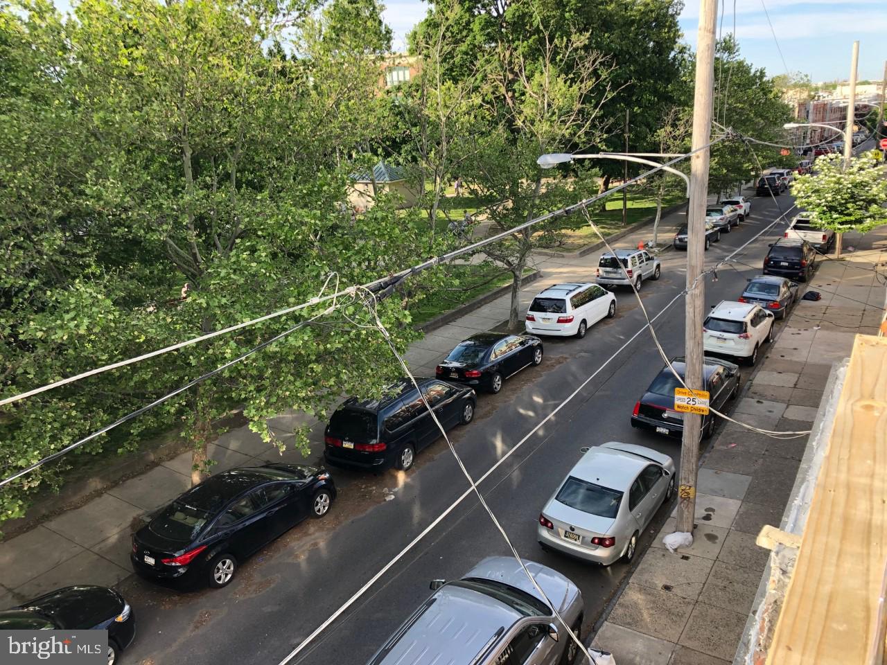 PORT RICHMOND - Residential Lease