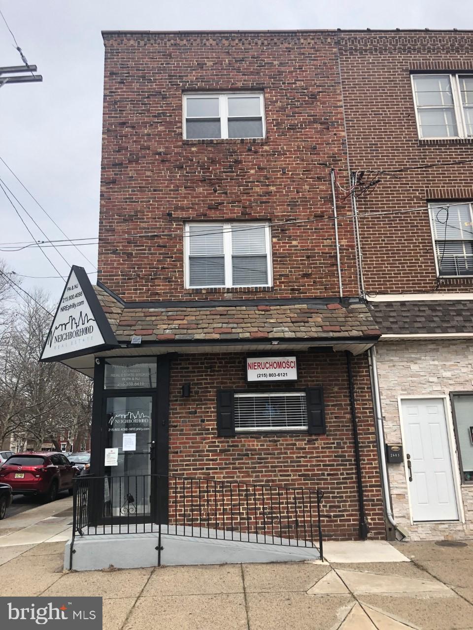PORT RICHMOND - Residential Lease