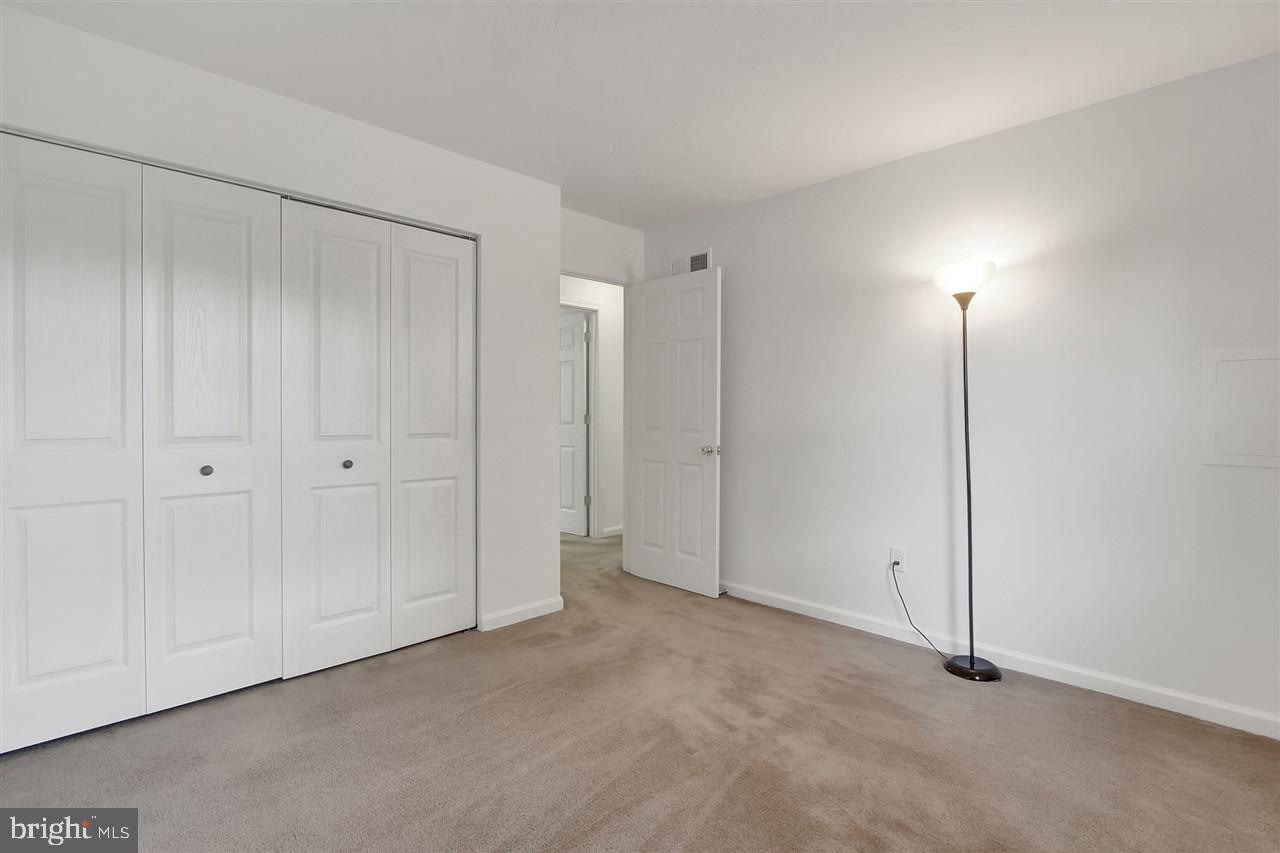 COLONIAL HILLS - Residential